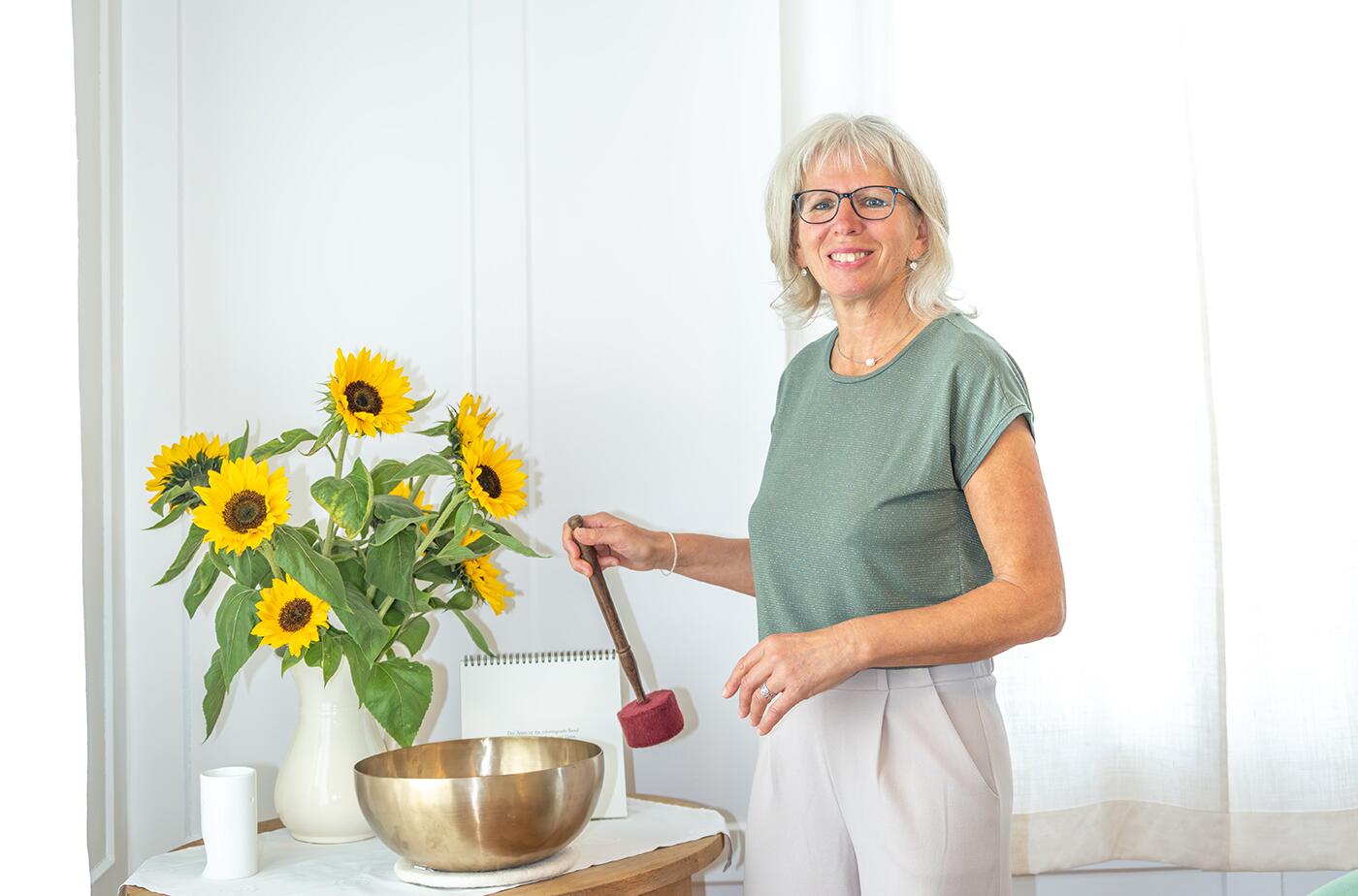 Praxis Atempauseplus – Anna Maria Strasser | Klangschalen-Massage Region Gossau